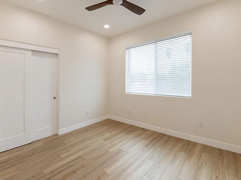 4774 Bancroft St — Photo 19