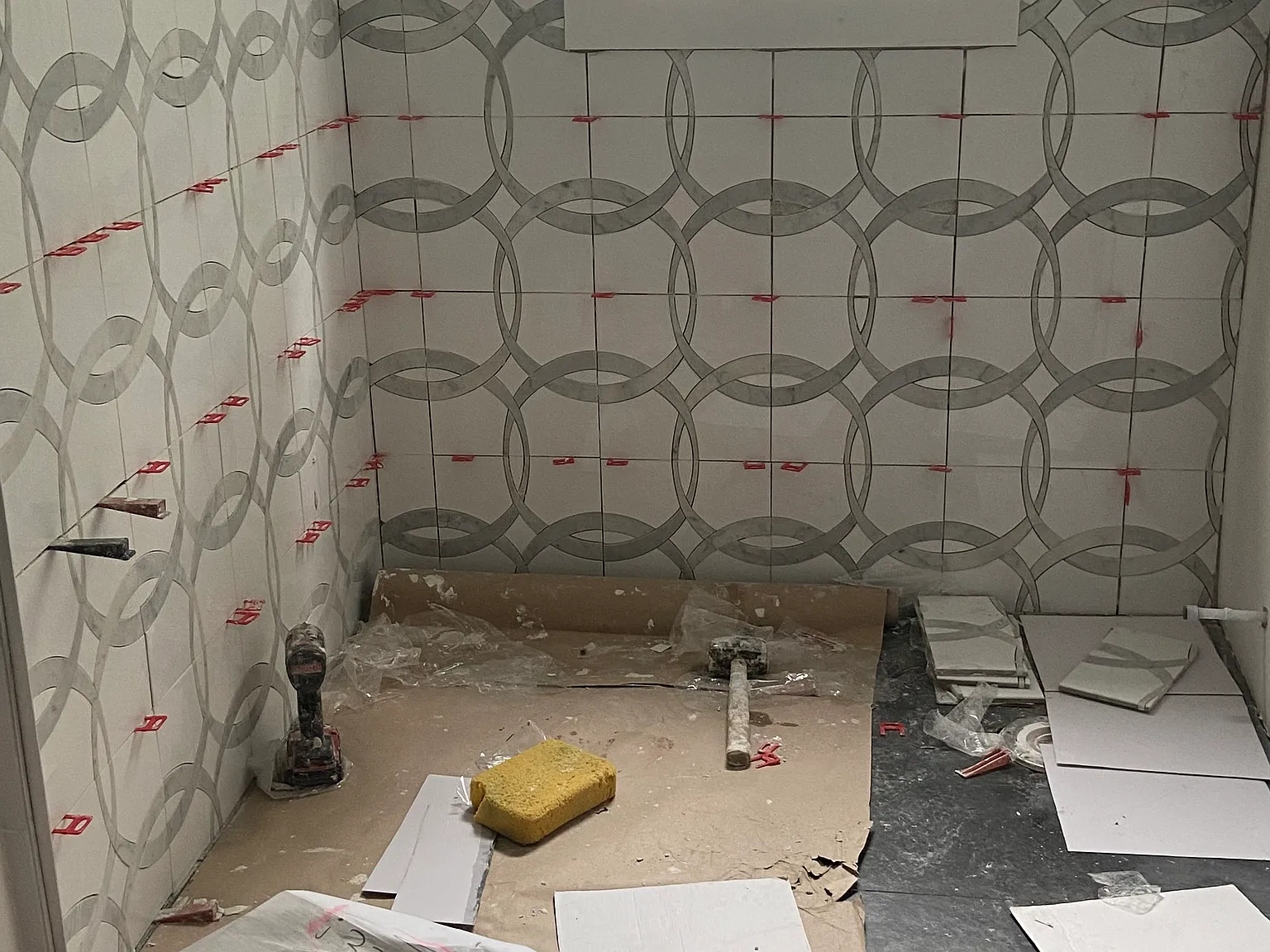 Studio, 700 sqft, $2,900 — Photo 3