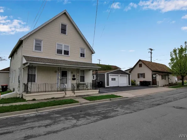 100 Sawyer Ave, Depew, NY 14043