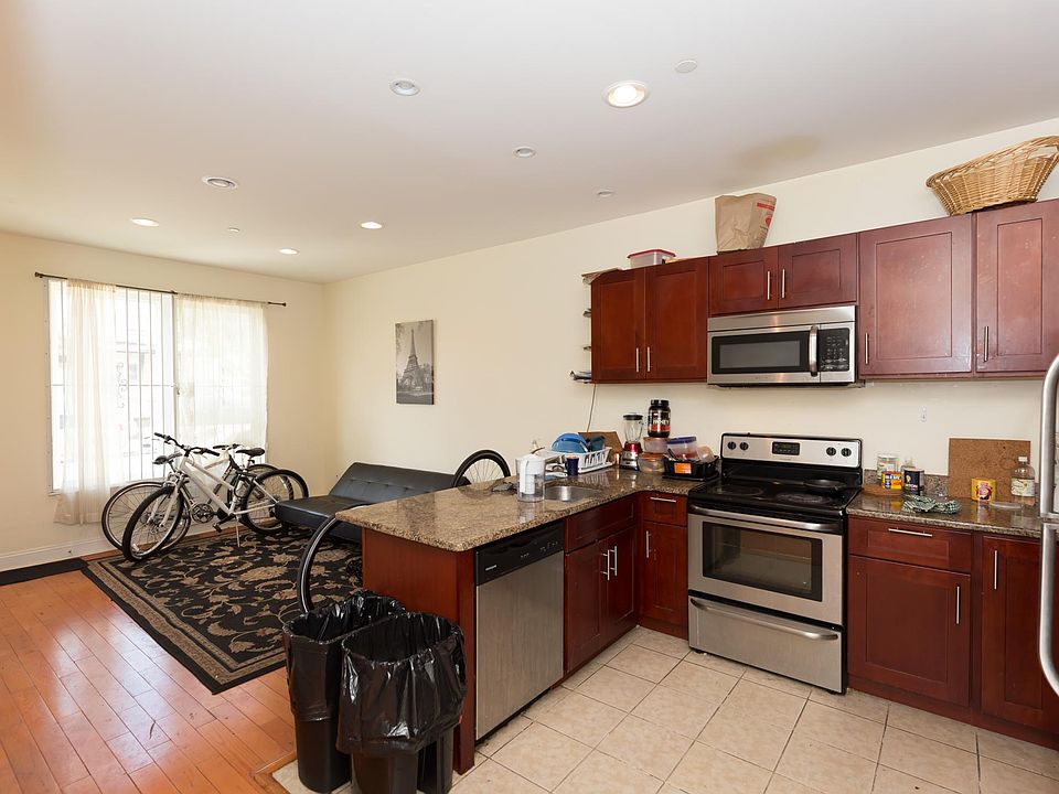 1st image of 4050 Baring St #A