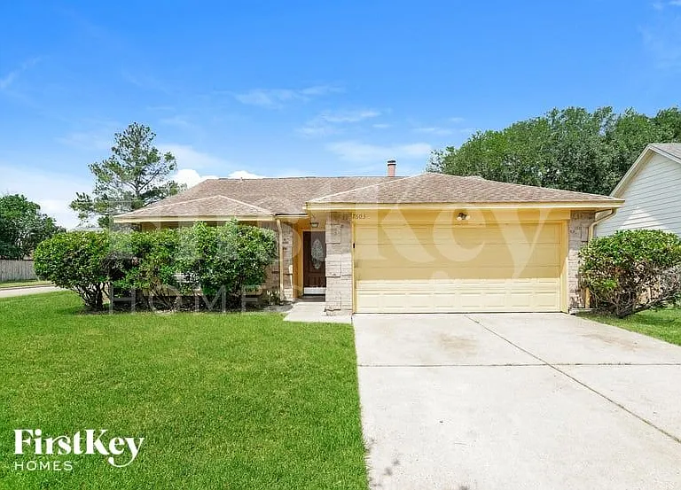 7603 Stamen Dr — Photo 2