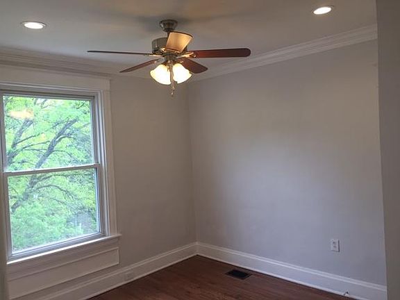 FRONT BEDROOM