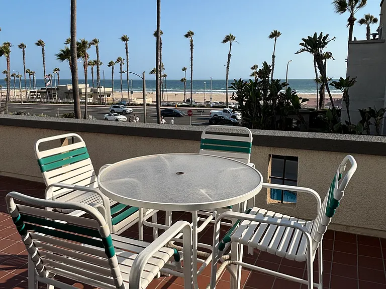200 Pacific Coast Hwy #3 — Photo 12