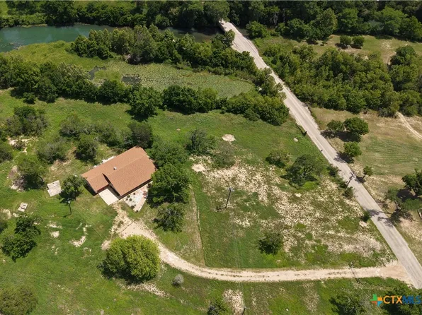 3500 Scull Rd, Martindale, TX 78655