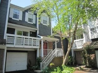 2 Halstead Pl, Princeton, NJ 08540