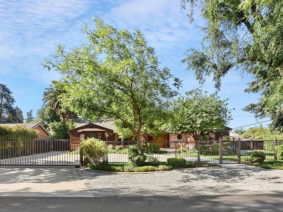 1st image of 1124 Paloma Ave