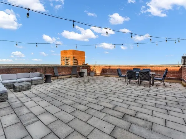 2110 Harmon Cove Tower image 36 of 50