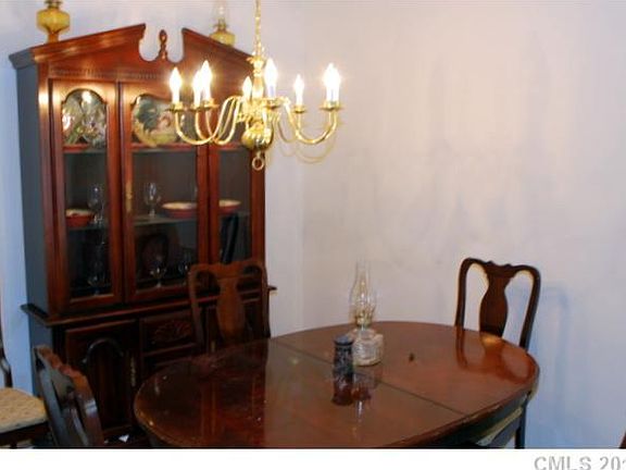 5th image of 306 Wilkes Place Dr #306