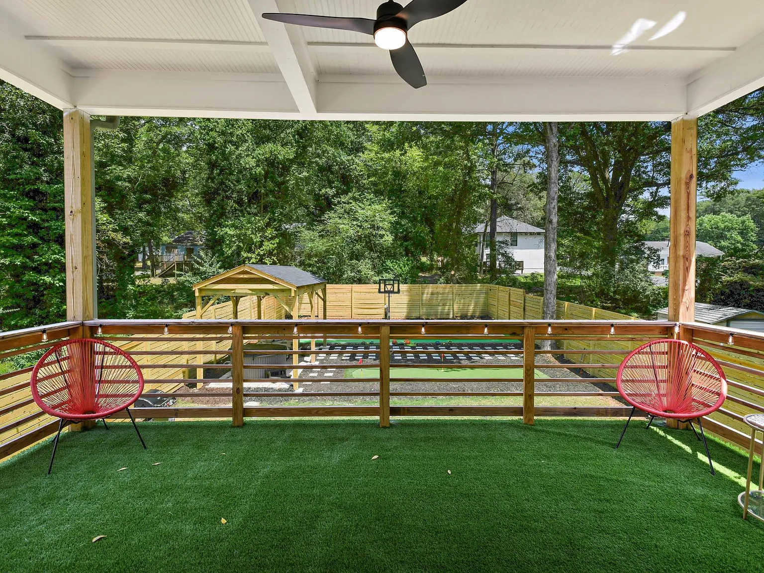 729 Emily Pl NW — Photo 4