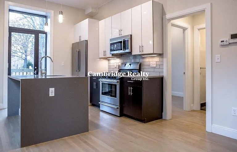 11 Newcomb St #3T — Photo 3