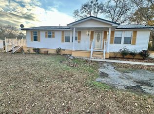 1111 Adrian Cir, Greensboro, GA 30642