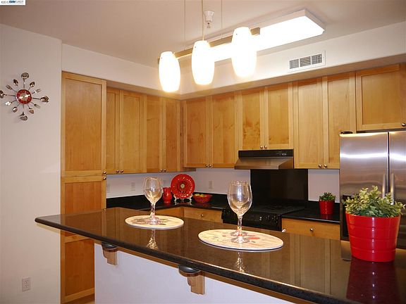 5th image of 19503 Stevens Creek Blvd Suite 108