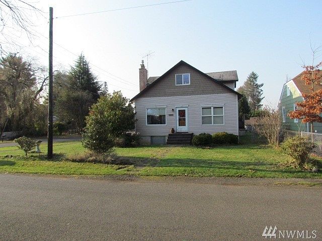 1st image of 517 Fairview St SE