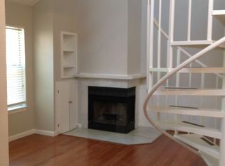 238 Carriage Crossing Ln, Middletown, CT 06457