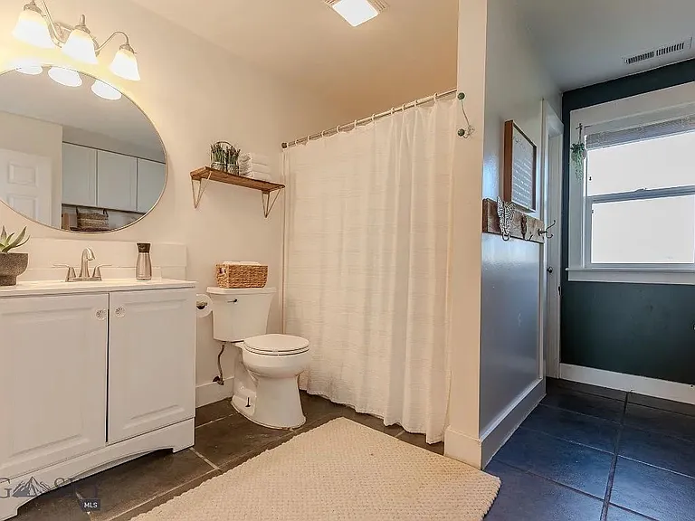9150 Dry Creek Rd — Photo 3
