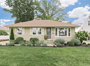 1685 Mayfair Blvd, Mayfield Heights, OH 44124