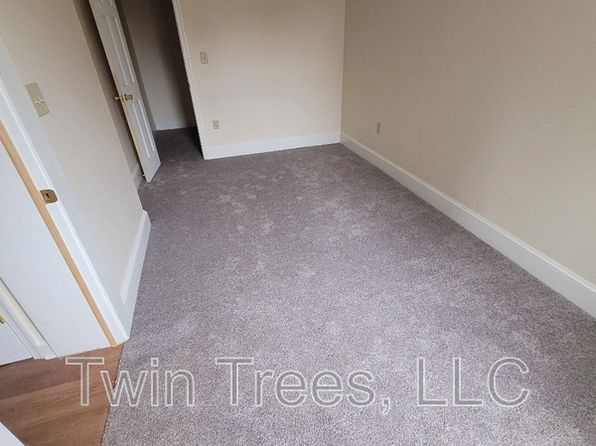 5499 Main St #2