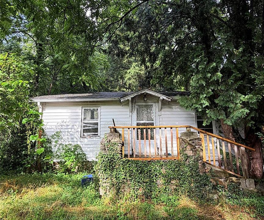 1st image of 20 Utopia Rd