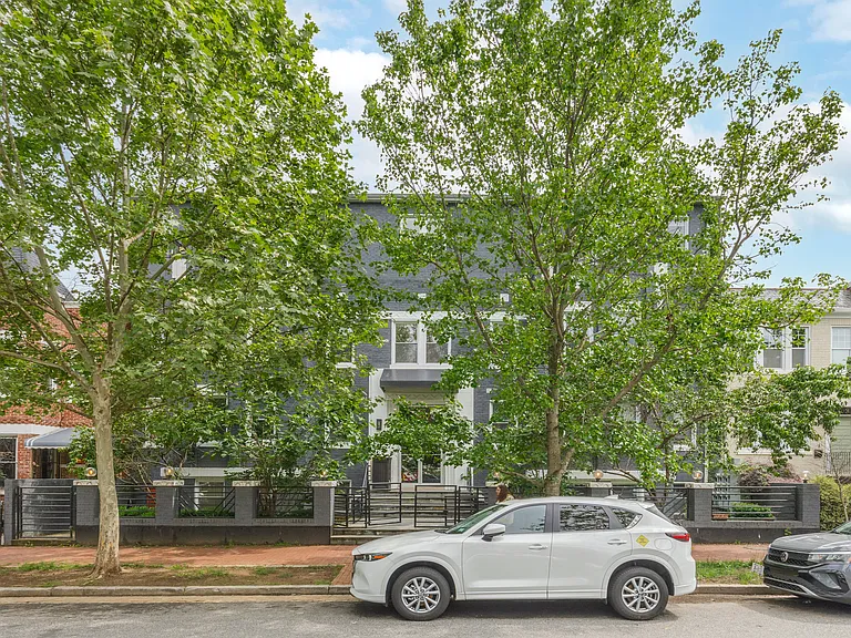 1409 G St NE #23 — Photo 19