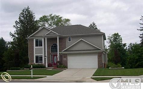 Welcome to 142 Spruce Ln.