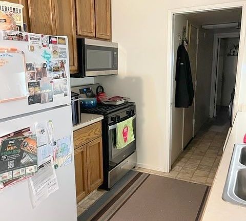 4th image of 105 Lilac Cir
