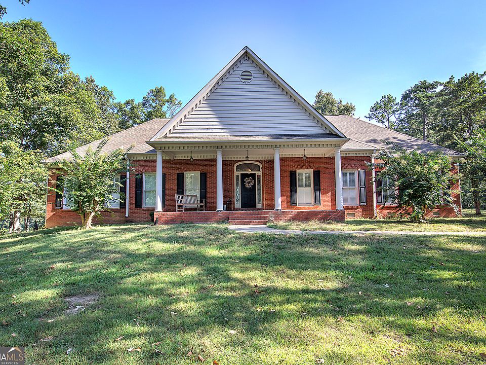 1st image of 220 Connesena Rd