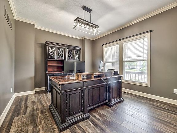 4th image of 24020 W 80th St