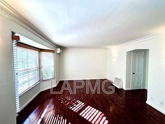 2nd image of 626 1/2 N Spaulding Ave