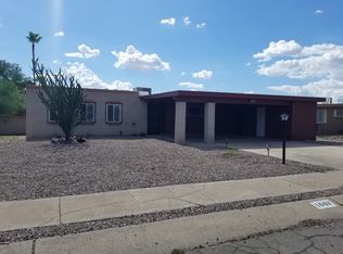 1642 S Regina Cleri Dr, Tucson, AZ 85710