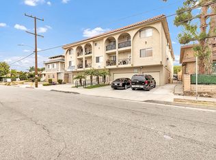 11704 Truro Ave #Z2J7W6WTB, Hawthorne, CA 90250