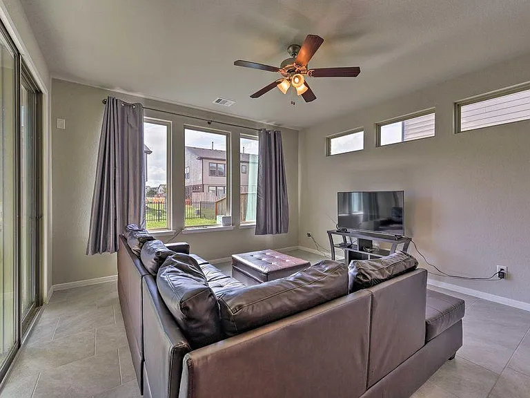 3322 Harvest Meadow Ln — Photo 12