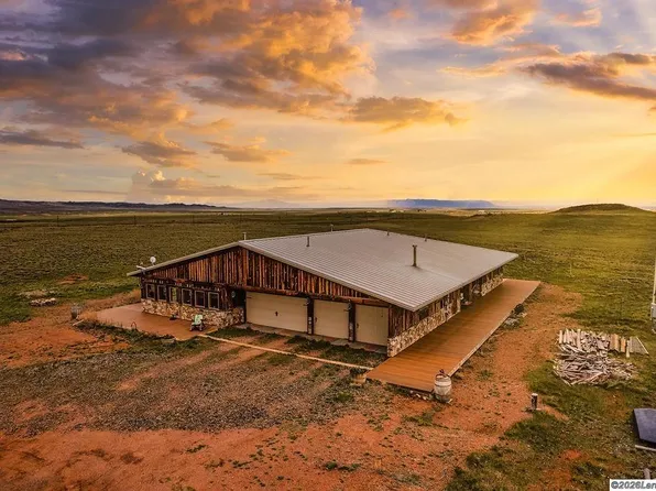122 Stevenson Rd, Laramie, WY 82070