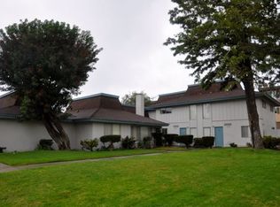 14581 Del Amo Ave APT C, Tustin, CA 92780