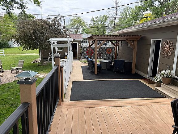 5th image of 223 Brower St