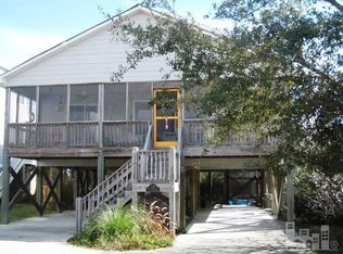 209 S 5th Ave, Kure Beach, NC 28449