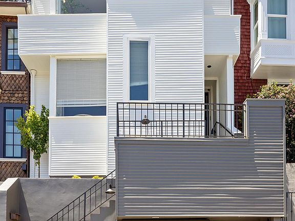 5th image of 552 Roosevelt Way