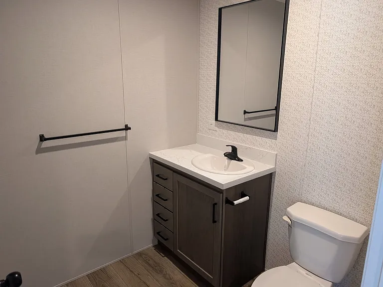 Avon Lakes Estates — Photo 13