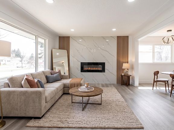 4th image of 11844 Saint Albert Trl NW