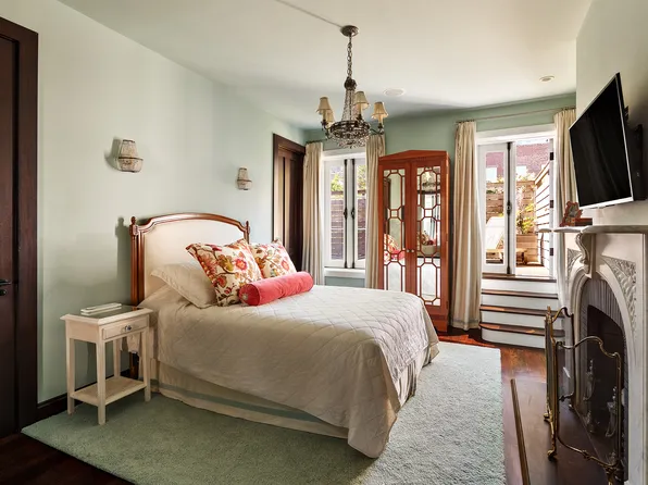 42 Barrow Street image 14 of 24