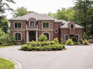 9 Moses Hill Rd #A, Manchester, MA 01944