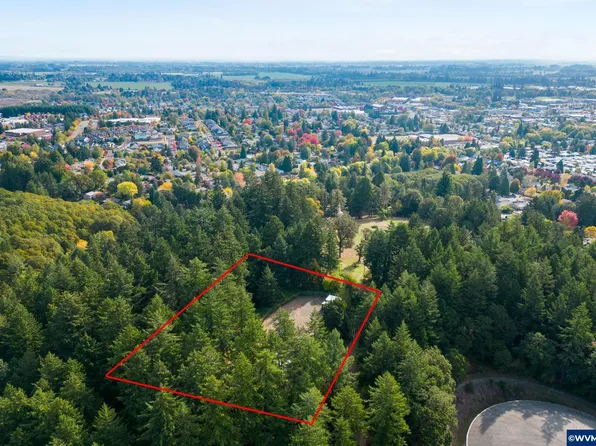 3231 NW 13th St, Corvallis, OR 97330