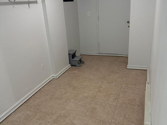4th image of 11641 140th St Floor Basement