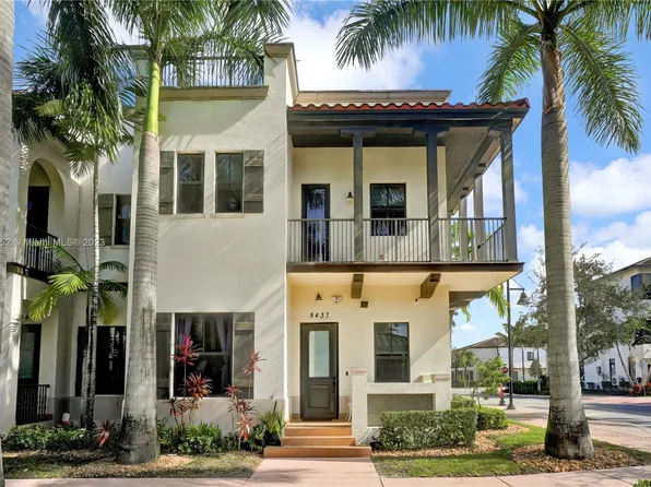 8437 NW 51st Ter, Doral, FL 33166