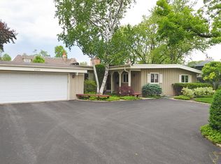 2280 Farnsworth Ln, Northbrook, IL 60062