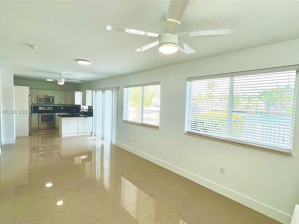 1st image of 8235 Crespi Blvd APT 4