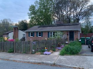 1423 Forest Ridge Rd, Charlottesville, VA 22903