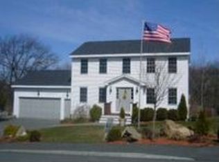 34 Cannon Rock Rd, Lynn, MA 01904