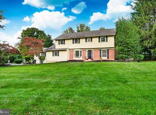 401 Oakland Dr, Downingtown, PA 19335