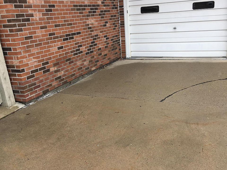 Attached Garage off Kitchen