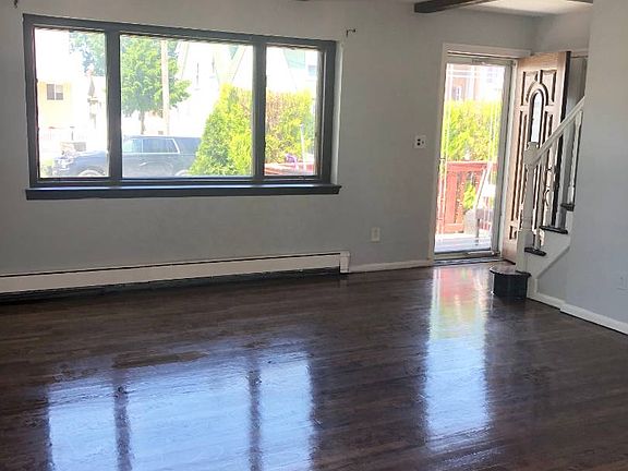 3rd image of 1429 Kiefer Ave